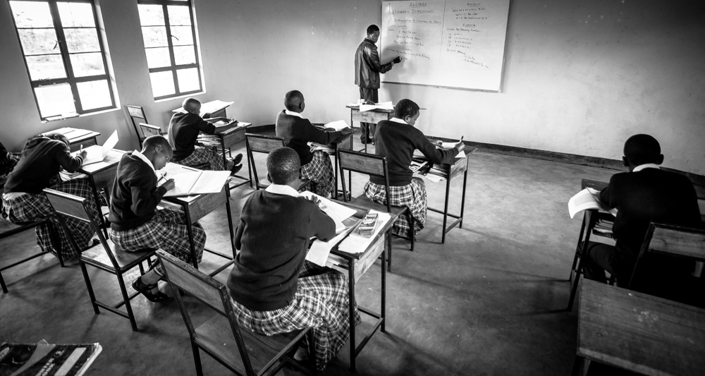 Schule Massai Losimingori